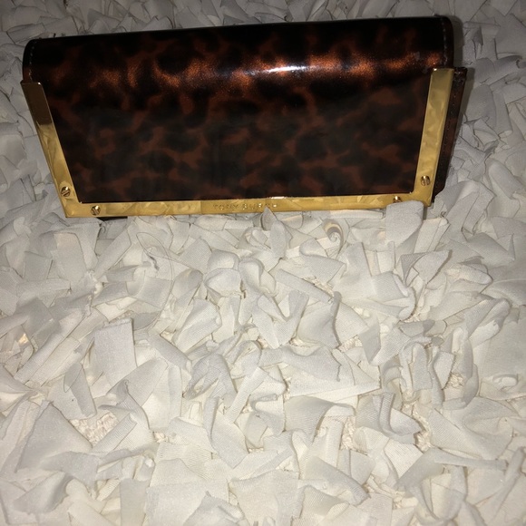 Preowned Gorgeous Tortoise Shell Tory Burch  Case - Picture 5 of 8